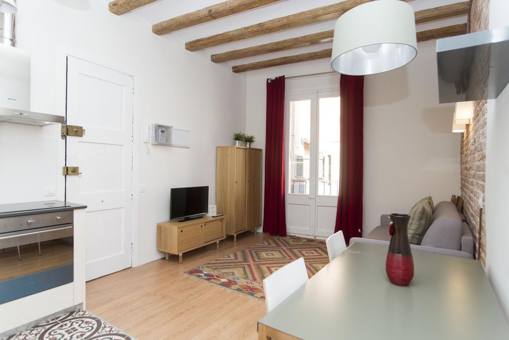 Apartments Barcelona Sagrada ภายนอก รูปภาพ