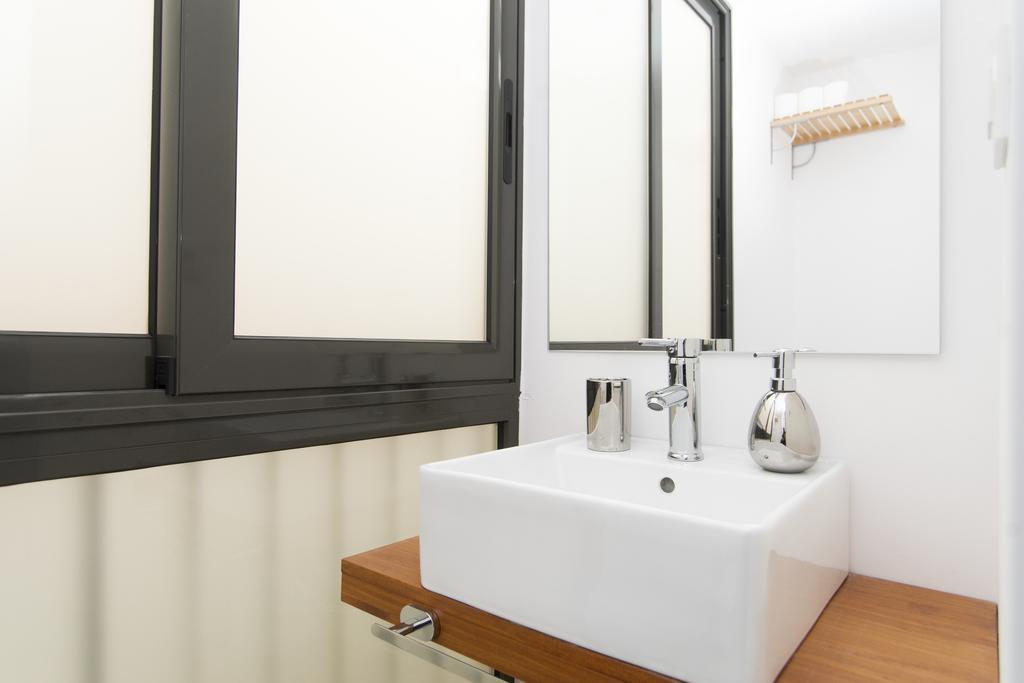 Apartments Barcelona Sagrada ภายนอก รูปภาพ
