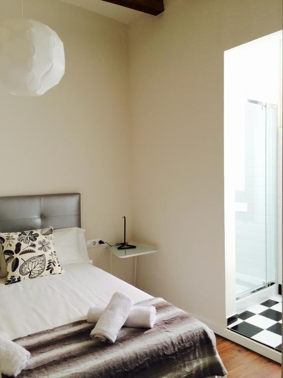 Apartments Barcelona Sagrada ภายนอก รูปภาพ
